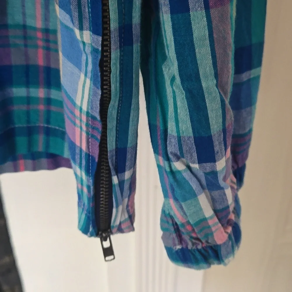 Crown & Ivy long sleeve hoodie shirt - Picture 9 of 9